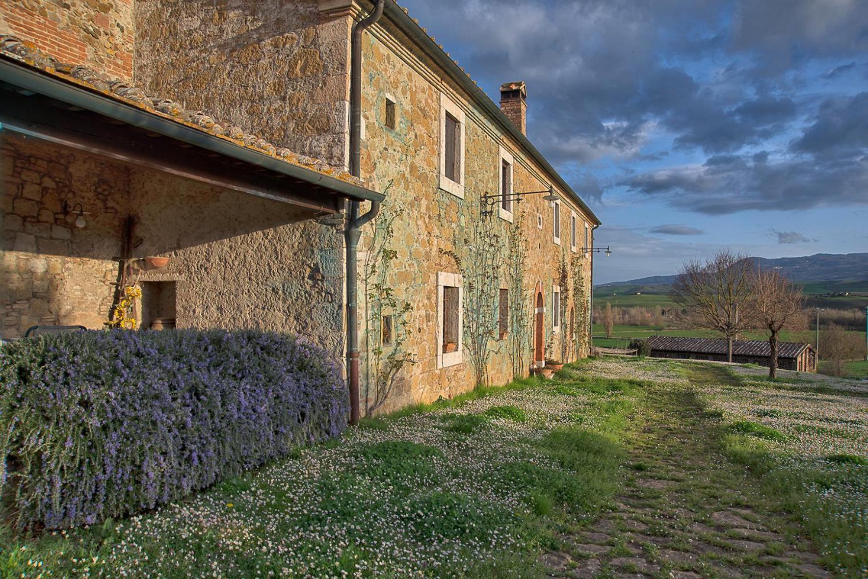 Agriturismo Le Sorbelle D'Orcia Con Piscina Πιέντσα Εξωτερικό φωτογραφία