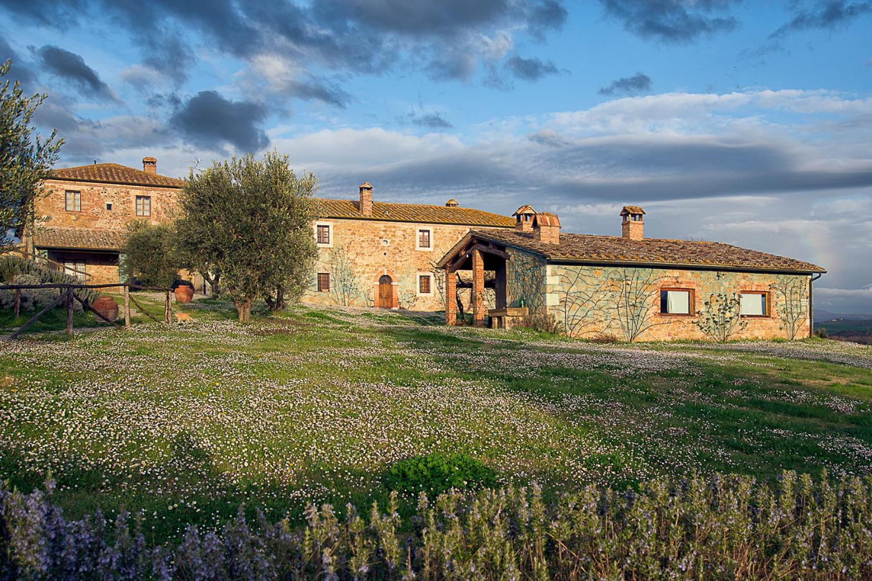 Agriturismo Le Sorbelle D'Orcia Con Piscina Πιέντσα Εξωτερικό φωτογραφία