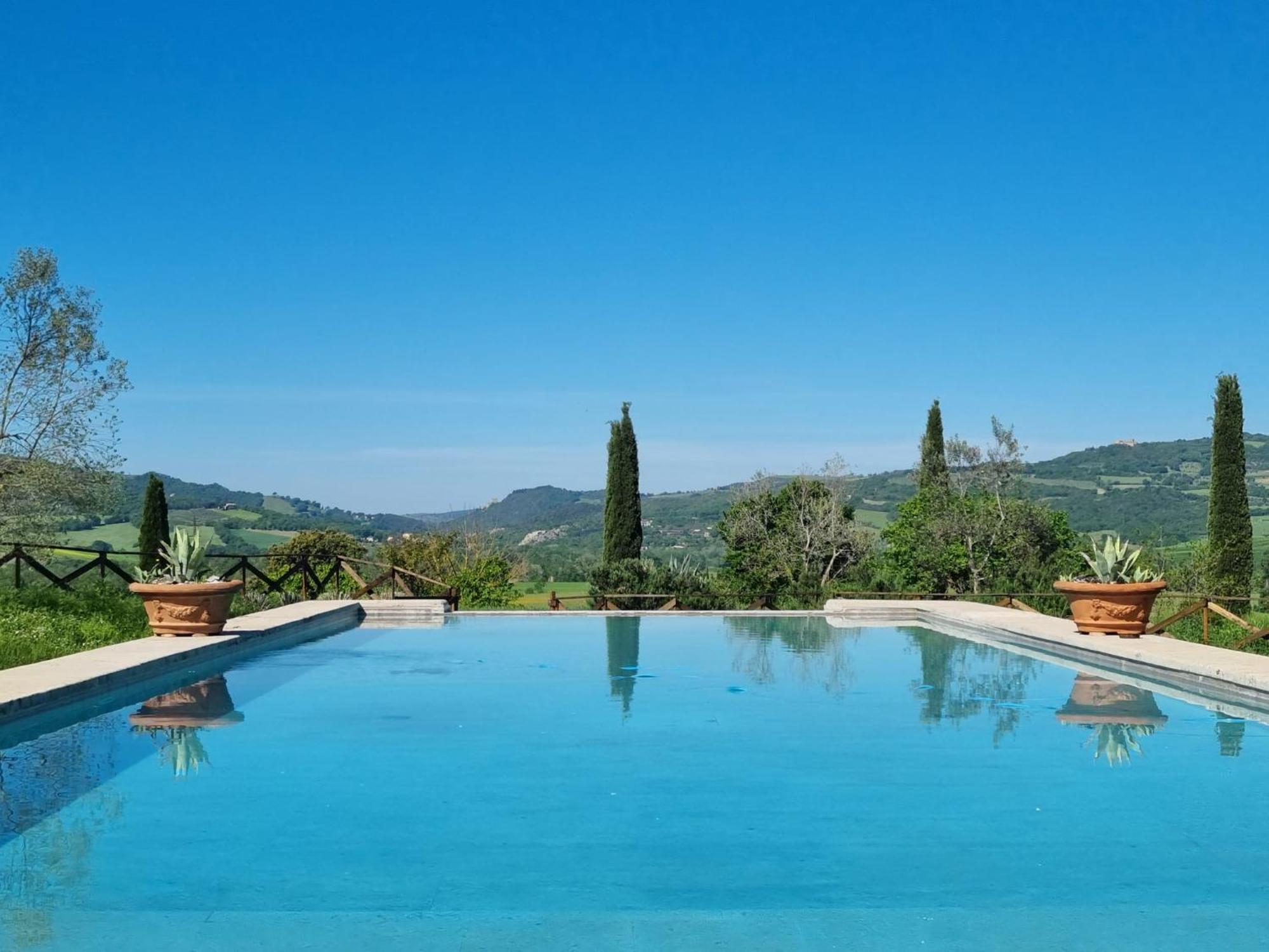 Agriturismo Le Sorbelle D'Orcia Con Piscina Πιέντσα Εξωτερικό φωτογραφία